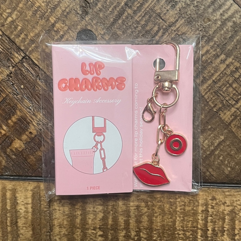 Target Lip/Bag Charms Keychain Accessory - Picture 2 of 2